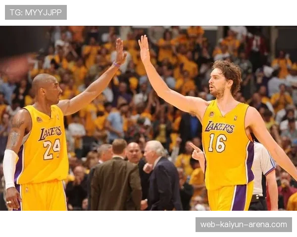 保罗·班切罗挡拆制造空间提升效率，成为球队关键得分手