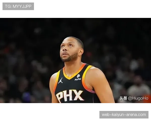 埃里克·戈登三分终结能力提升明显，关键时刻得分稳定拉开差距