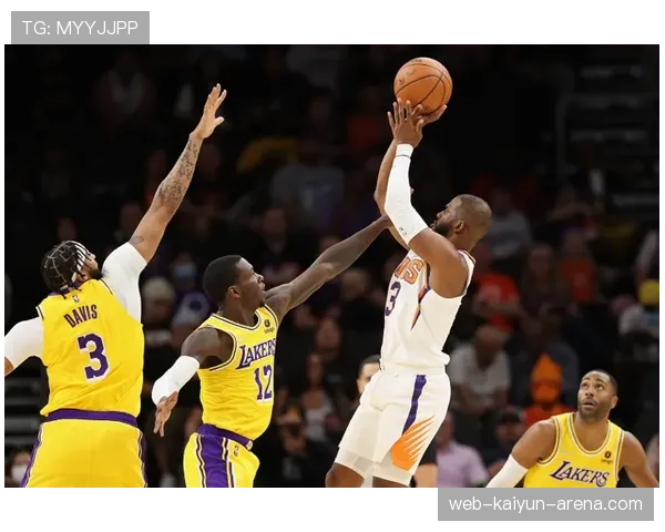 哈基姆挡拆制造内线优势 拉开与现代中锋效率差距